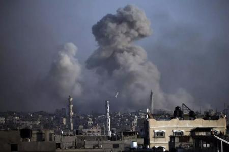 بمباران گسترده رفح/ ۱۳ فلسطینی به شهادت رسیدند + فیلم
