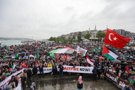 تظاهرات باشکوه مردم ترکیه در حمایت از غزه+ فیلم و عکس