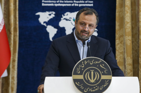 مشکلی در تامین کالاهای اساسی و خدمات وجود ندارد