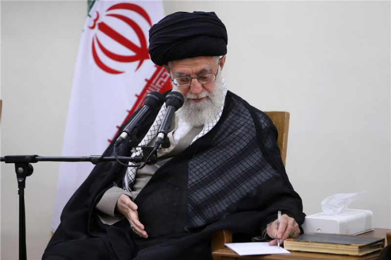نامه مهم امام خامنه‌ای به دانشجویان دانشگاه‌های آمریکا