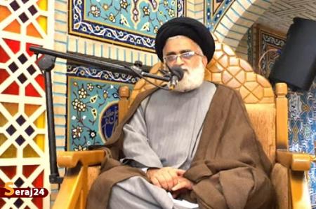 امام راحل(ره) خود را فدای مردم و مردم هم خود را فدایی ایشان کرده بودند