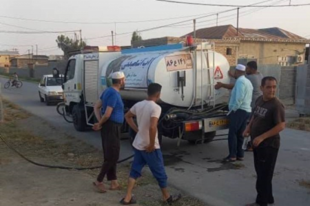 آبرسانی با تانکر اعزامی آبفای ۲ در استان گلستان