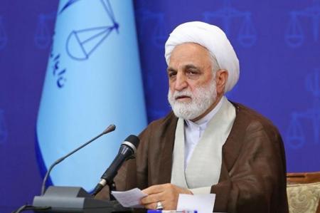 جمهوری اسلامی ایران معتقد به حق مردم در تعیین سرنوشت خود است