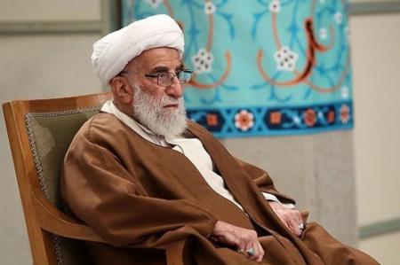 آیت الله جنتی دبیر شورای نگهبان باقی ماند