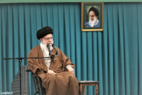 امام خامنه ای: هرچه به ذهن میرسد را نباید در فضای مجازی منتشر کرد / تأثیر برداشت‌ها و تحلیل‌های غلط بر روحیه مردم باید مورد توجه قرار گیرد