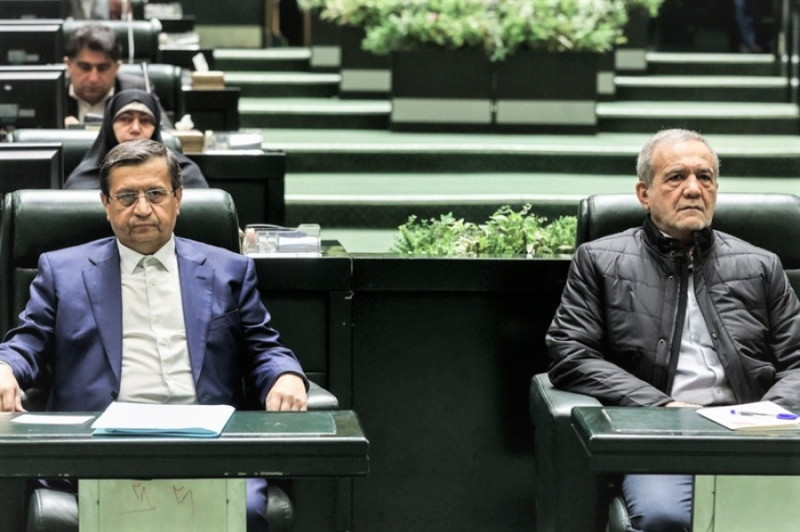 انتشار گسترده جلسه استیضاح همتی در شبکه های اجتماعی