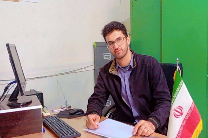 برگزاری مناظره‌ای با موضوع فضای مجازی نگاه تقابلی به مزایا و آسیب‌ها است 