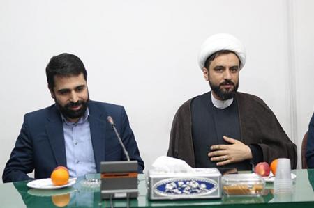 فضای مجازی یک نعمت بزرگ است و باید شکر آن را به جا آورد