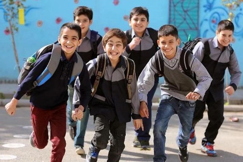 تاثیر فضای مجازی بر یادگیری دانش آموزان در مدارس
