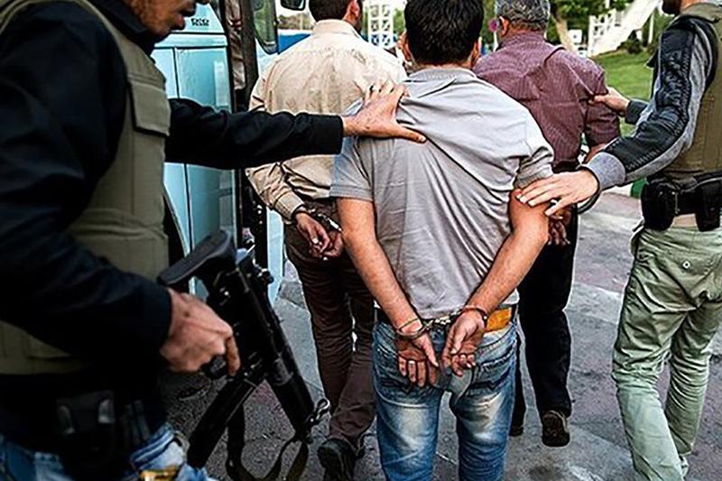 ویدئو / از لات بلاگری در فضای مجازی تا گردن کج در برابر قانون