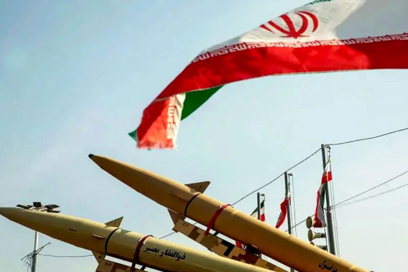کاربران خارجی : پاسخ گستاخی نتانیاهو، افزایش توان نظامی ایران است