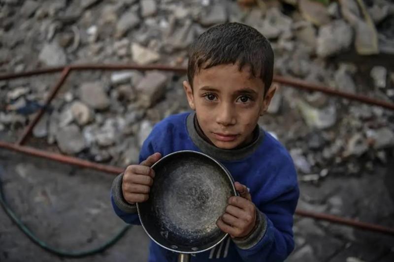 غزه روزانه به ۶۰۰ کامیون کمک نیاز دارد