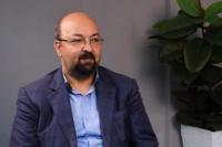 فاصله‌ها باعث طمع دشمنان به ایران می‌شود