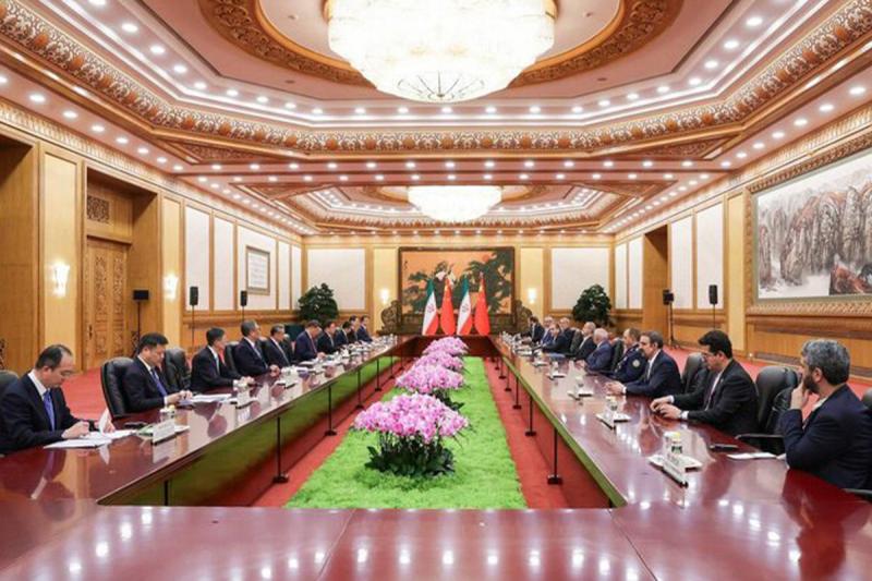 پکن به حق ایران برای برخورداری از انرژی صلحآمیز هستهای احترام میگذارد