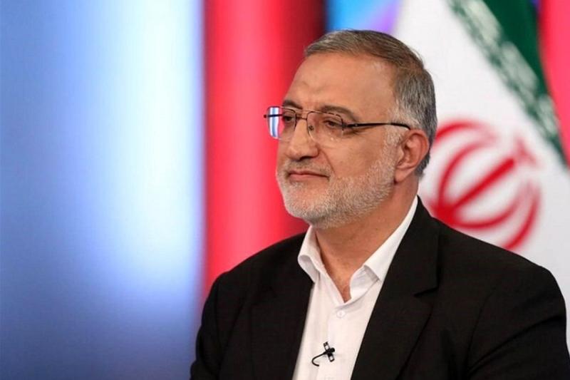 برگزاری کنسرت شجریان در ورزشگاه آزادی تصمیم دولت است