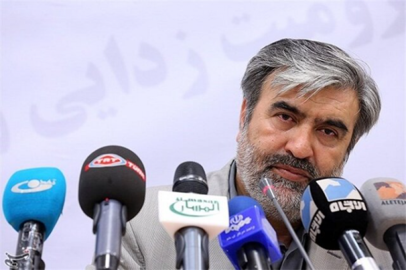 عزیزی: ویتکاف پیام داد که دیگر نزنید!