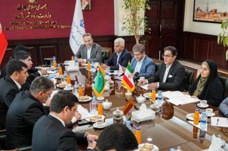 اتحاد ایران و همسایه شمالی برای ترانزیت ریلی ۶ میلیون‌تنی