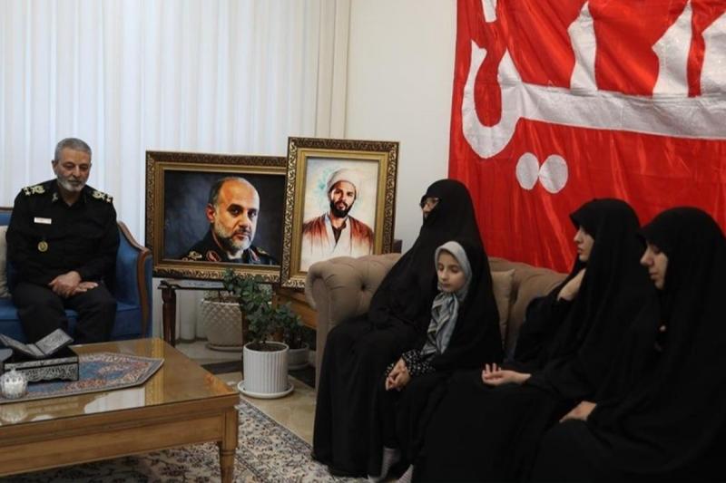 دیدار سرلشکر موسوی با خانواده فرماندهان شهید دفاع مقدس ۱۲ روزه