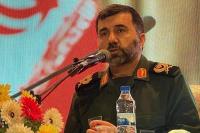 برای مقابله با جنگ نرم نیروی قدرتمند بسیج صف‌آرایی کند