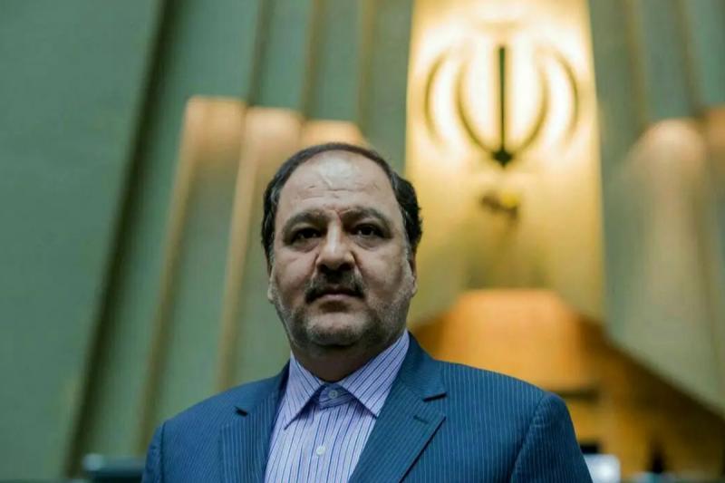 مردم خواهان تقویت بنیه دفاعی کشور هستند