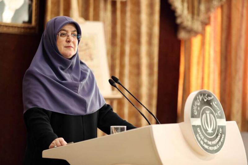 دولت می‌کوشد با تمام توان جنگ را از ایران دور کند