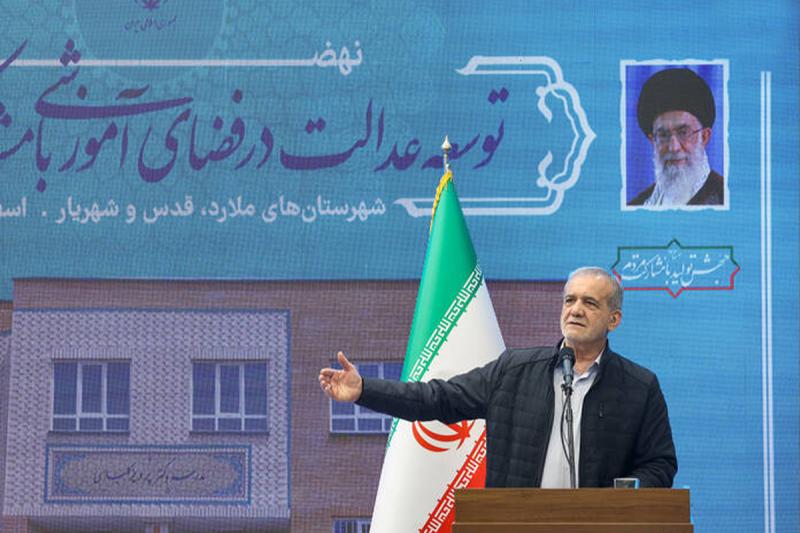 آموزش درست به دانش‌آموزان ربطی به تحریم ندارد