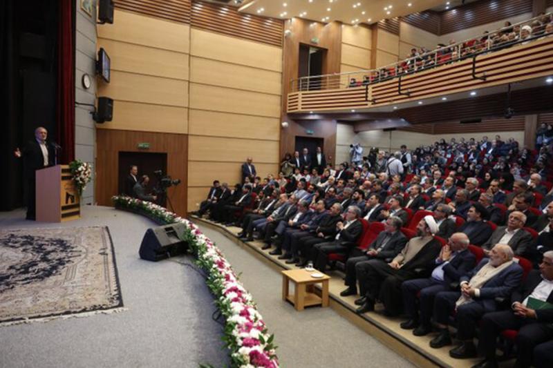 هر بخش نظام اداری را که میخواهیم اصلاح و حذف کنیم، علیه ما جوسازی میشود!