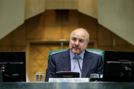 انتقاد قالیباف از مواضع و اظهارات روحانی و ظریف