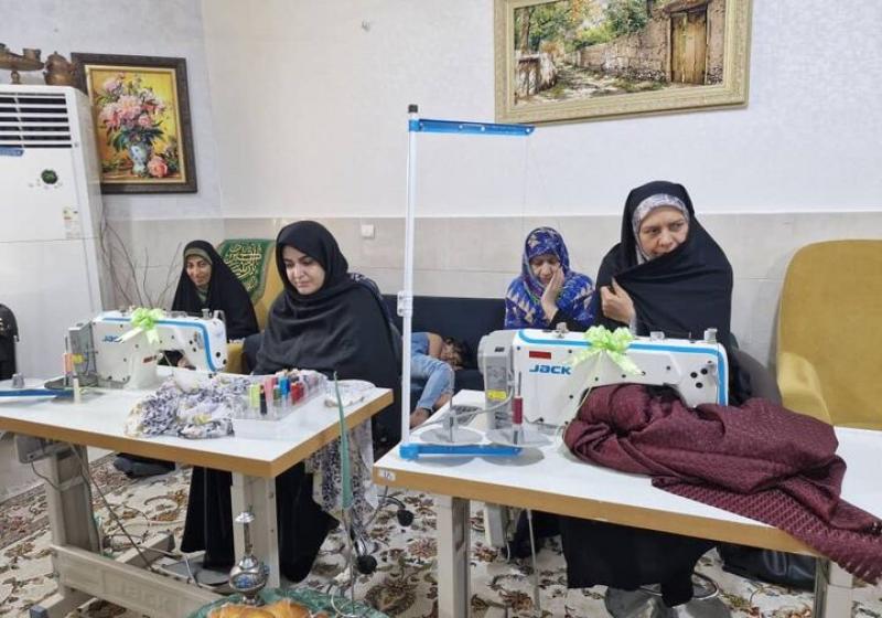 افتتاح کارگاه خیاطی «حضرت زینب(س)» در محله بهشت بندر شهر بندرعباس