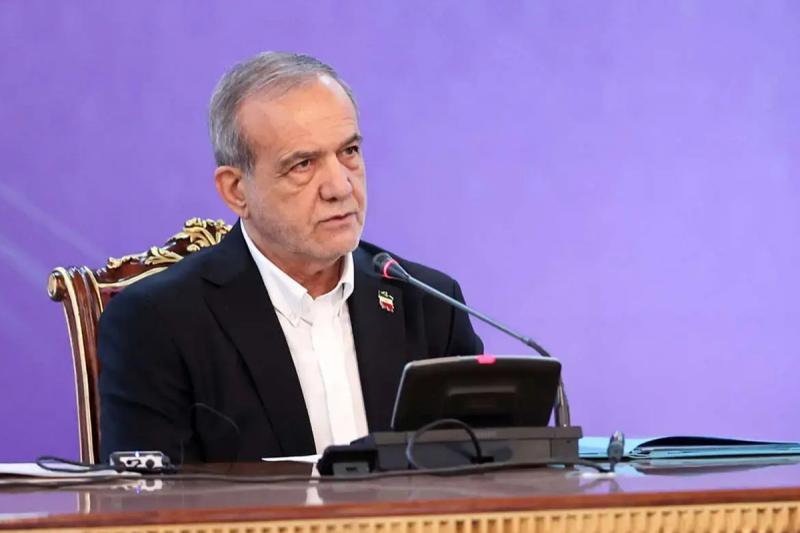 نباید بگذاریم مشعلها به صورت روزانه سرمایههای ملی را بسوزانند