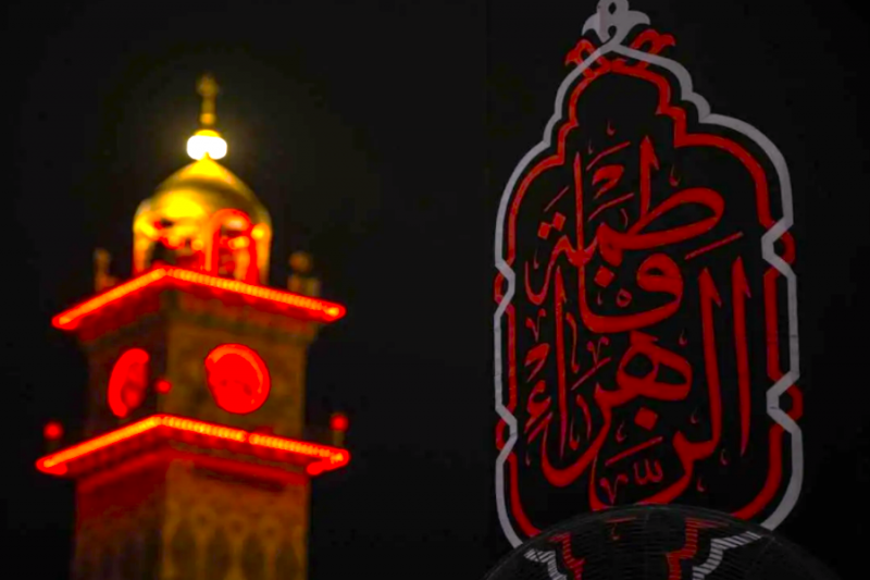 سیاهپوش شدن حرم امام علی(ع) در عزای حضرت زهرا(س)  + تصاویر