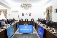 باید هم اقتدار دولت حفظ شود و هم مطالبات مردم دنبال شود