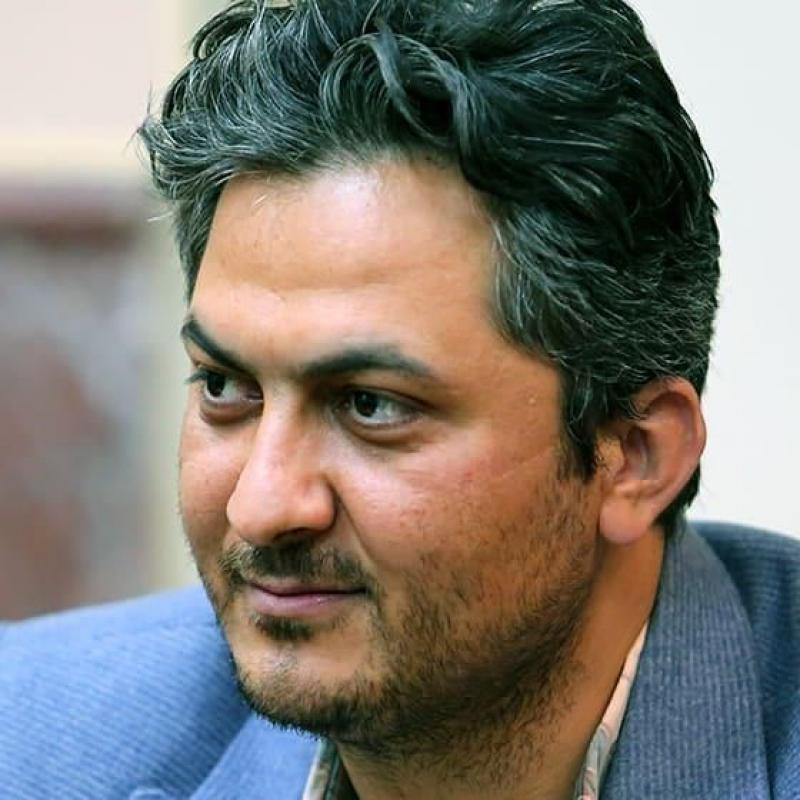 سنگ قبر برای سگ؛ یادداشتی بر مرز باریک عاطفه و تجارت