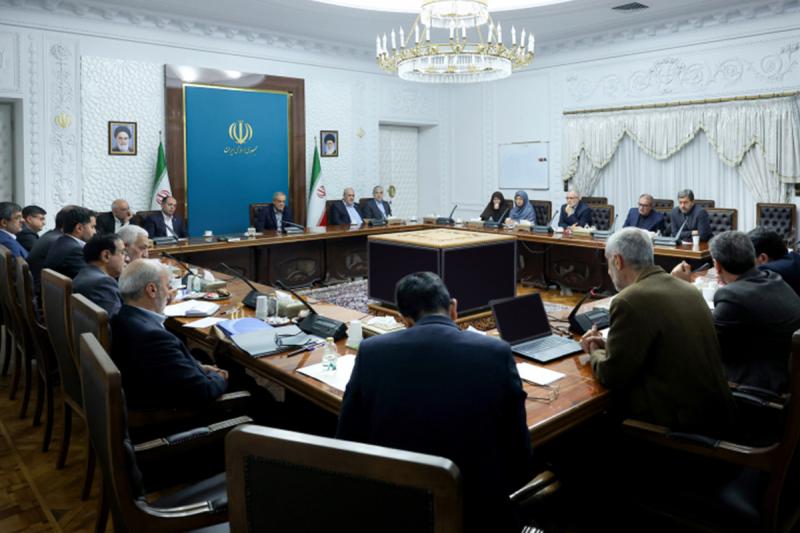 تاکید پزشکیان بر ضرورت اتخاذ تصمیمات علمی برای تأمین آب