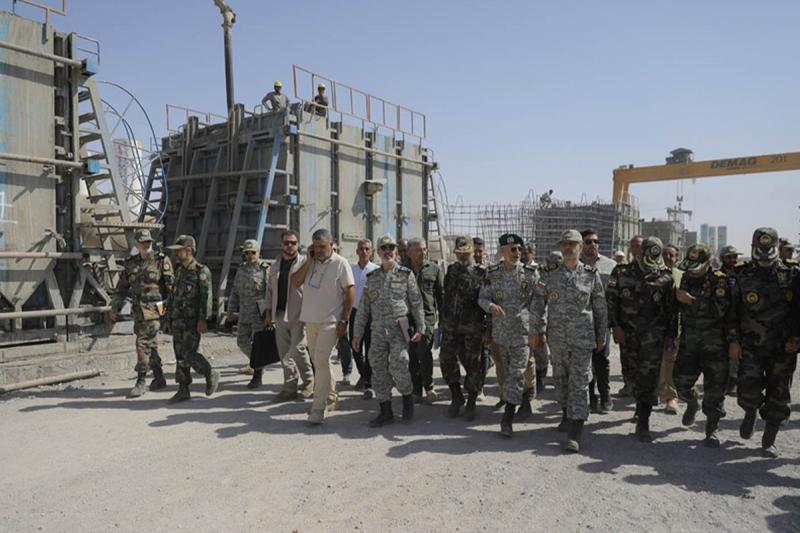 بازدید فرمانده‌کل ارتش از دیوار مرزی شرق کشور