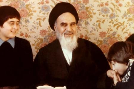 برنامه‌های متنوع فرهنگی برای هفته «بر آستان آفتاب»