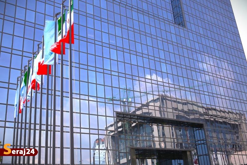 بازار افسارگسیخته ارز در انتظار اقدام فوری بانک مرکزی