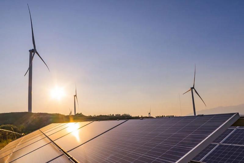 استان های پیشرو در نصب نیروگاه های خورشیدی و بادی کدامند