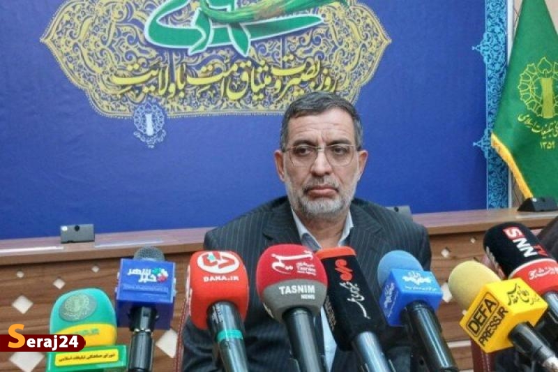 نائینی: دشمن همواره به دنبال براندازی است