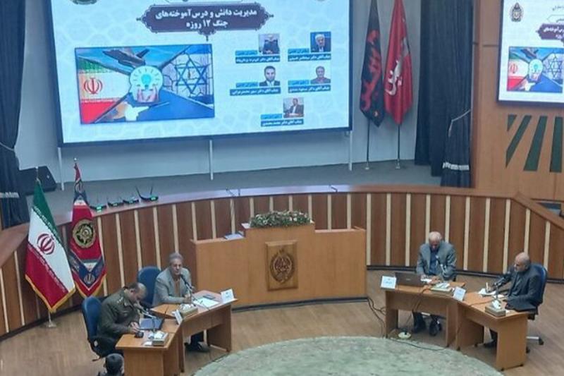 حضور فرمانده نیروی زمینی ارتش در جمع دانشجویان دوره ۸۶ دافوس