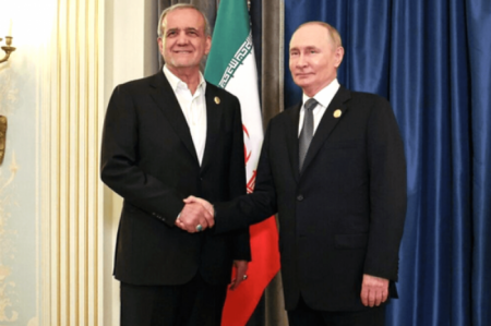 پوتین: روابط تهران و مسکو درحال توسعه است.