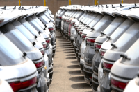 شوک خارج‌نشین‌های ایرانی به بازار خودرو