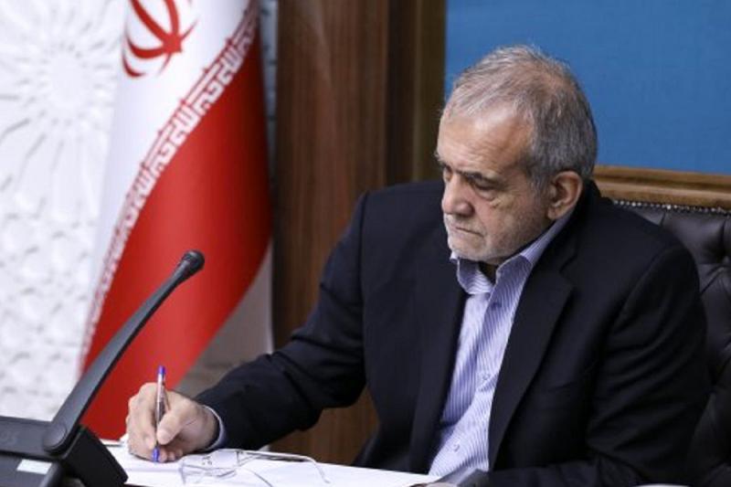 آیت الله شاهچراغی از چهره های اثرگذار نهضت امام خمینی (ره) بود