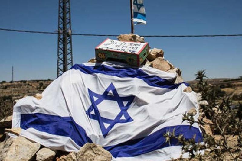 اسرائیل بر لبه پرتگاه فروپاشی در حال رقصیدن است