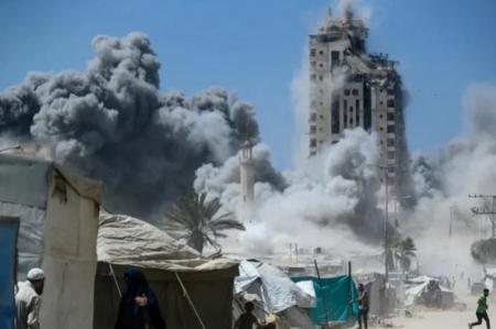 ادامه حملات هوایی و زمینی رژیم صهیونیستی به غزه و کرانه باختری