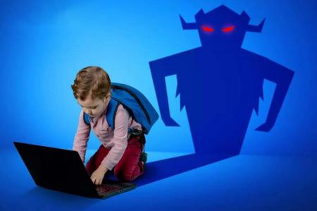 هشدار درباره «بزه‌دیدگی خاموش» کودکان در فضای مجازی