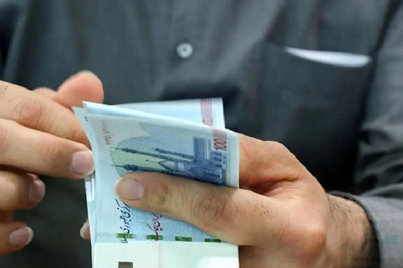 مجلس حتما افزایش 20 درصدی حقوق برای سال آتی را اصلاح می‌کند