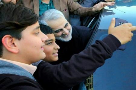 شهید سلیمانی ابرقهرمان نسل نو