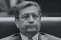 توئیت مهاجرانی درباره ۳ برنامه رئیس جدید بانک مرکزی