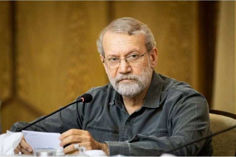 پاسخ علی لاریجانی به ترامپ: مراقب سربازان تان باشید!